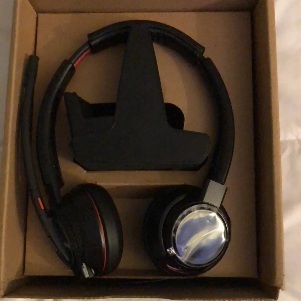 Wireless headphones